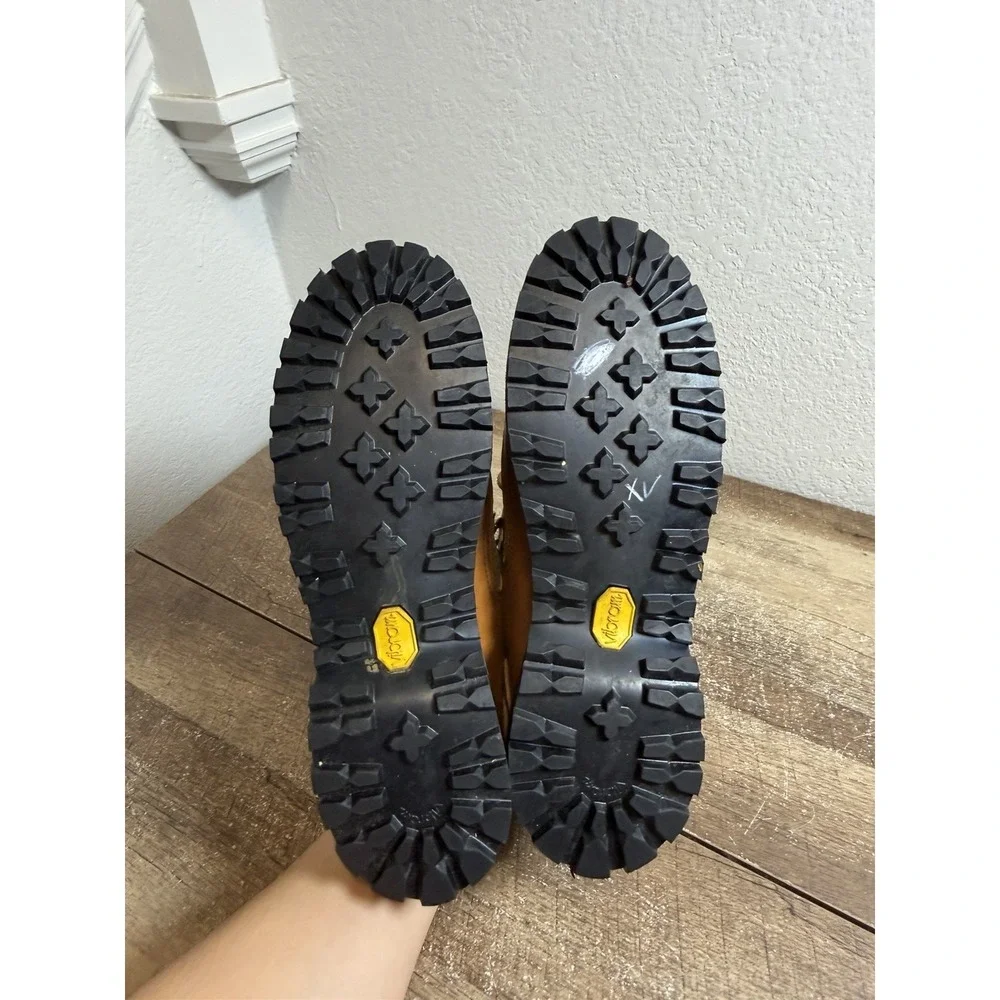 Danner feather light